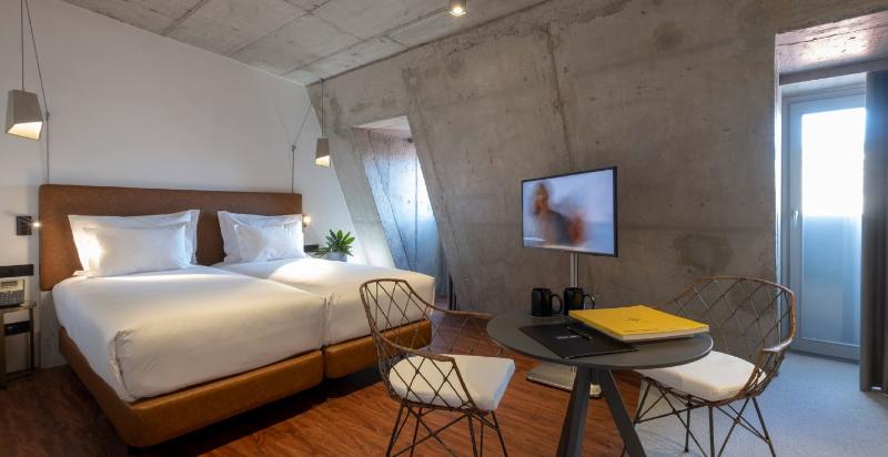 스위트 킹사이즈 침대, Super 8 By Wyndham Chariton