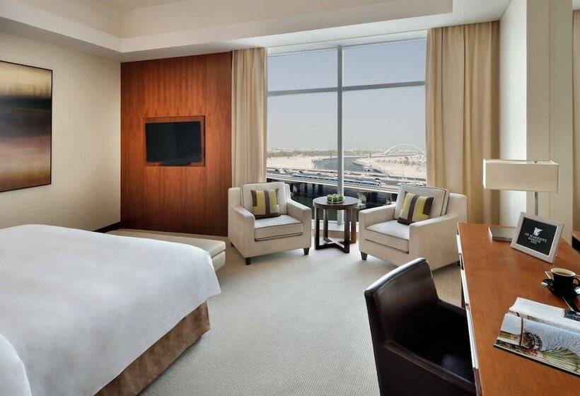 Номер Executive, JW Marriott Marquis Hotel Dubai