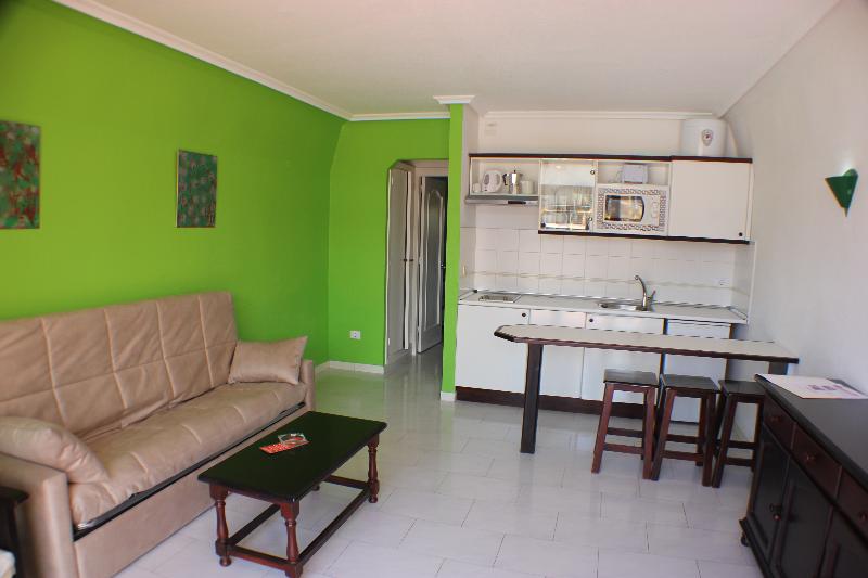 1 Bedroom Apartment Pool View, Aparthotel La Piramide