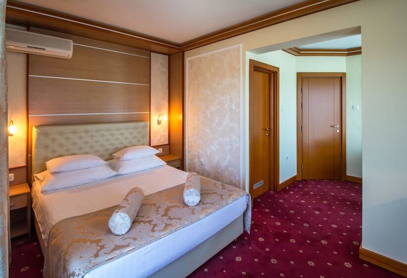 سوییت لوکس, Cezar Banja Luka
