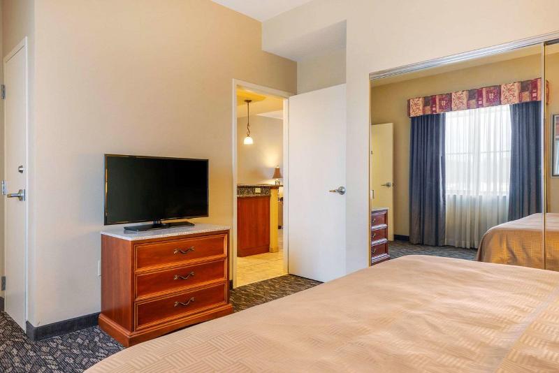 带大床的标准工作室, Springhill Suites Quakertown Pennsylvania
