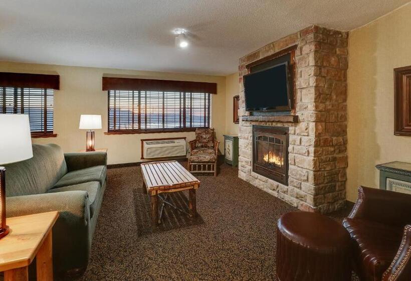 سوییت سوپریور, Stoney Creek Hotel Moline