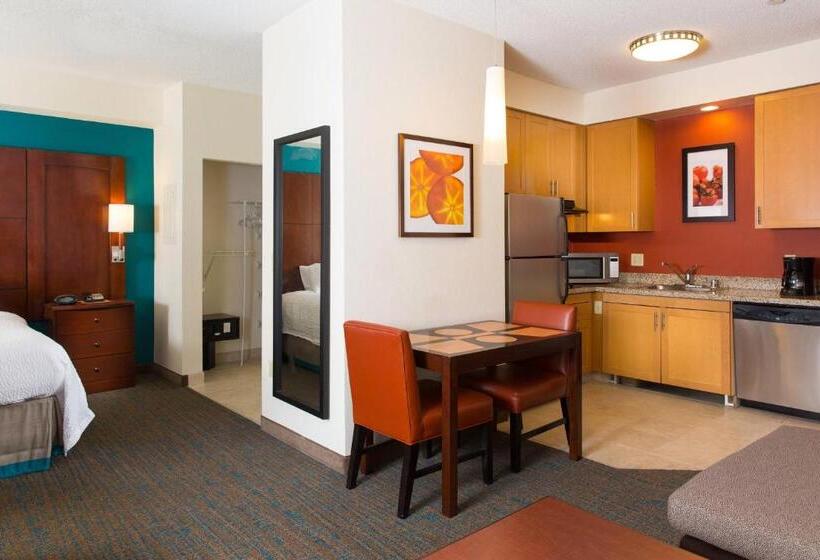 Студио Стандарт Кровать Кинг, Residence Inn Kansas City Airport