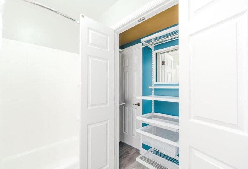 Люкс, Towneplace Suites Stafford