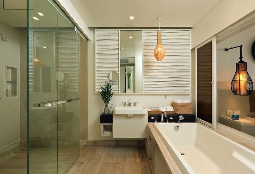 Номер Deluxe, Natai Beach Resort