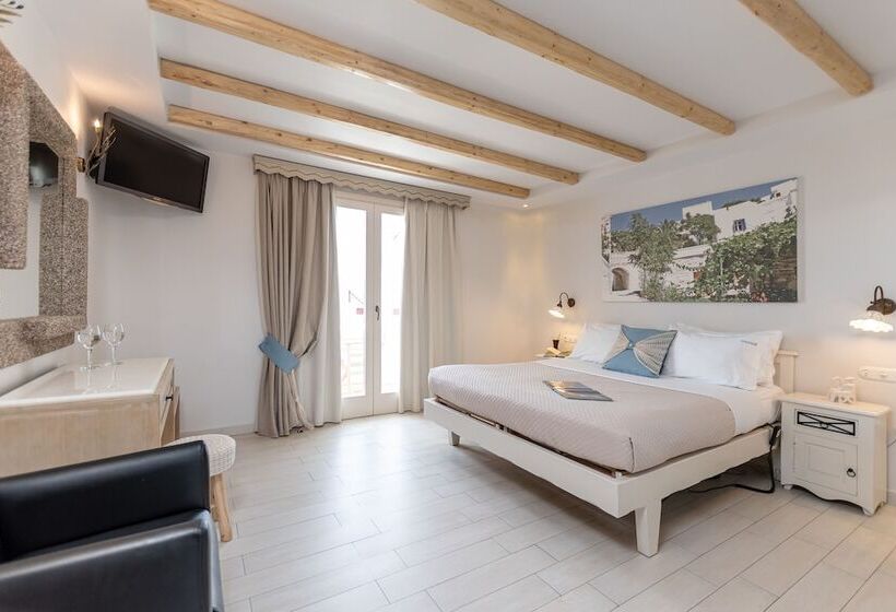 اتاق استاندارد با وان آب گرم, Naxos Island