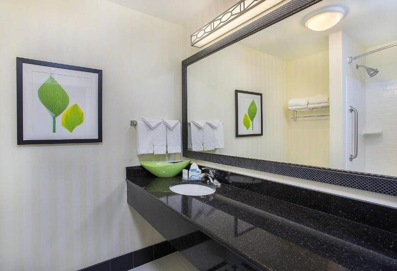 Quarto Estandar, Fairfield Inn & Suites Louisville East