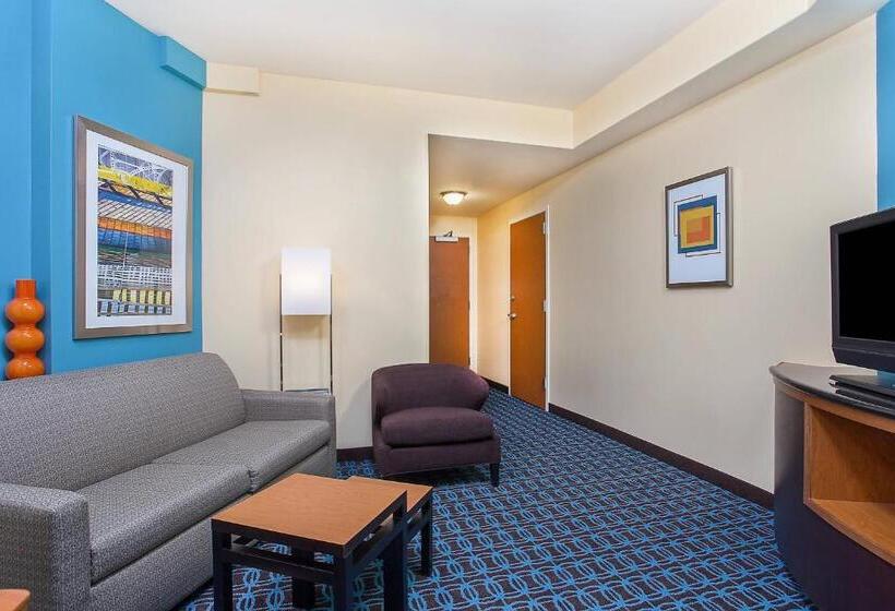 Suíte, Fairfield Inn & Suites Louisville East