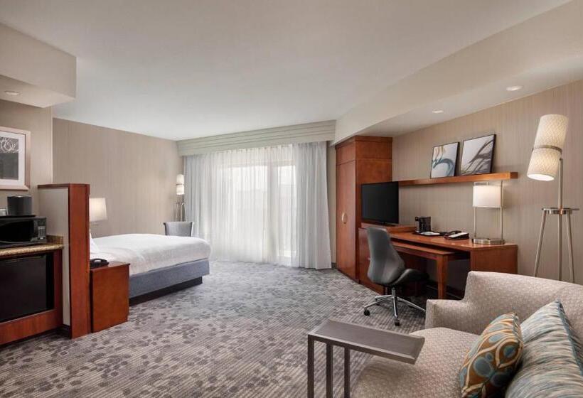 סוויטת ג'וניור מיטת קינג, Courtyard By Marriott Dallas Allen At Allen Event Center