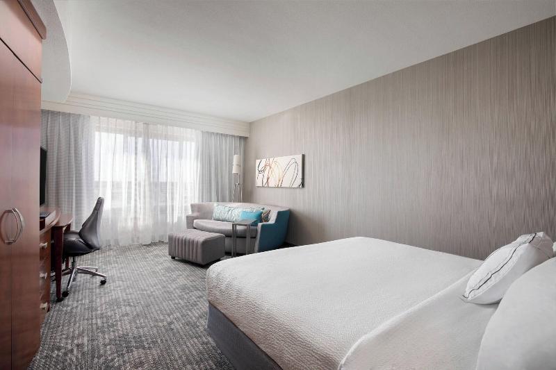带大床的标准间, Courtyard By Marriott Dallas Allen At Allen Event Center