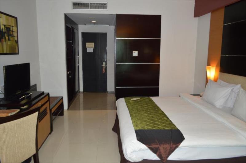 Номер Deluxe, Grand Inna Daira Palembang
