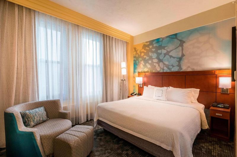 Quarto Estandar Cama King, Courtyard By Marriott Tulsa Downtown