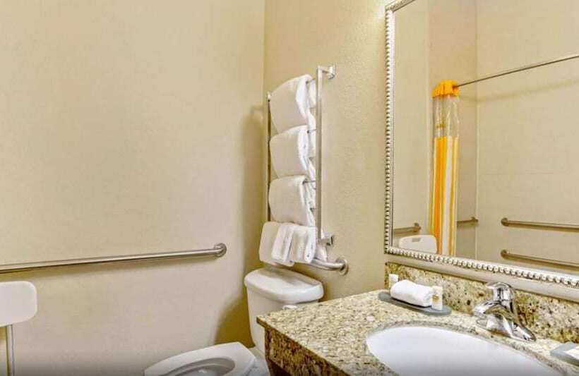 Люкс Повышенной Комфортности, La Quinta Inn & Suites By Wyndham Ft Worth Burleson