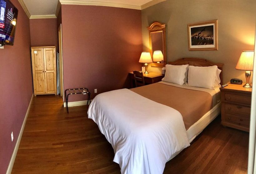 Номер Стандарт, Southampton Long Island