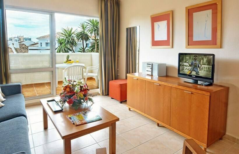 Апартаменты 1 Спальня, Benalbeach