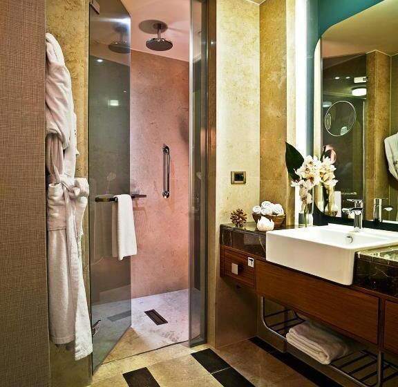 سوئیت با تخت بزرگ, Ramada Plaza By Wyndham Istanbul Tekstilkent