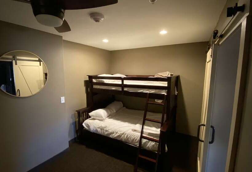 Family Suite, Red Sands