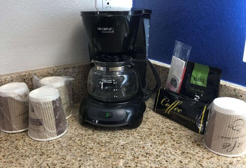套房, Executive Inn & Suites Joaquin