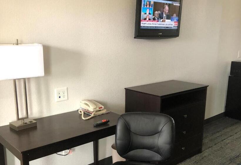 带大床的标准间, Executive Inn & Suites Joaquin