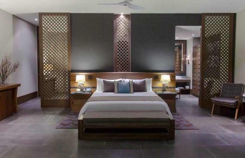سوییت با چشم‌انداز دریا, Nizuc Resort & Spa