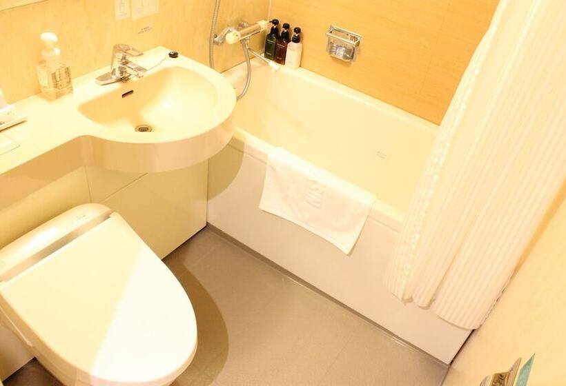 Номер Стандарт, Nishitetsu Inn Shinjuku
