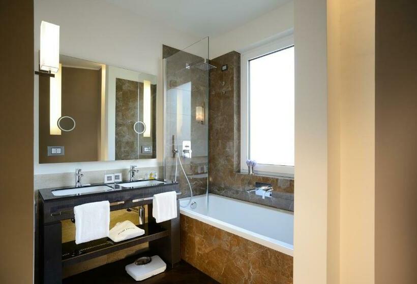 Suite Junior, Rome Times