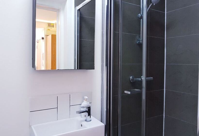Номер Стандарт Индивидуальный, London Stay Apartments
