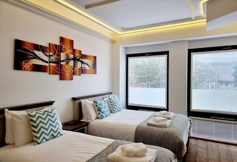 Номер Стандарт Трехместный, London Stay Apartments