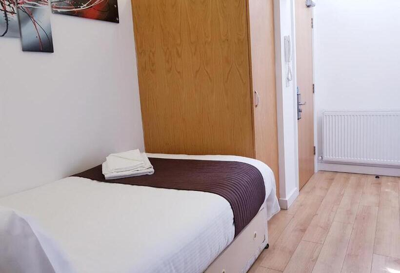 Номер Economy Индивидуальный, London Stay Apartments