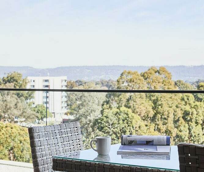 침실 2개 스위트, Astina Suites