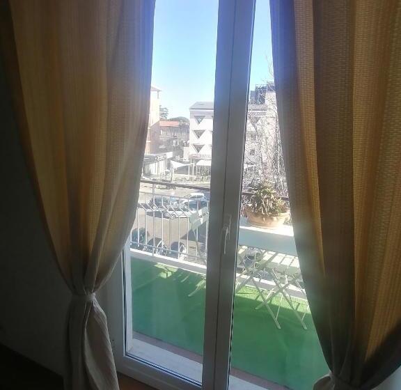 اتاق لوکس با بالکن, B&b Buon Cammino Tuscia Viterbo