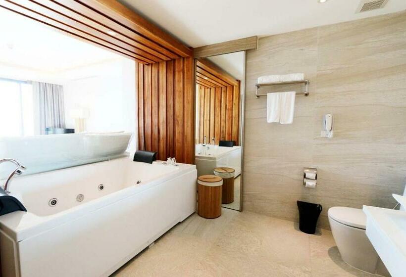 Вилла с 1 спальней и бассейном, Cape Dara Resort