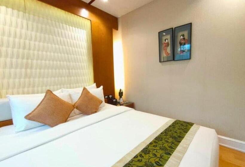 اتاق لوکس با چشم‌انداز باغ, Vartika Resovilla Kuiburi Beach Resort And Villas