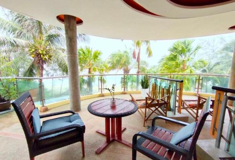 سوییت اجرایی, Vartika Resovilla Kuiburi Beach Resort And Villas