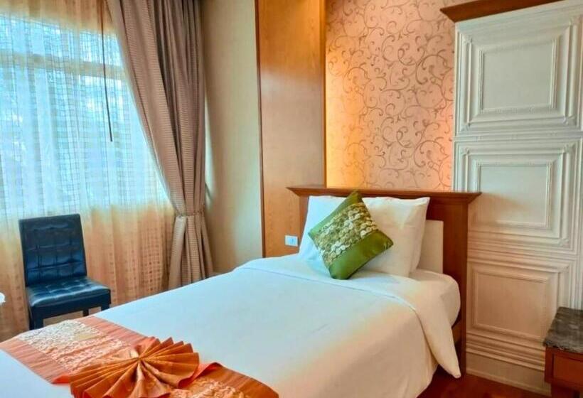 اتاق لوکس با چشم‌انداز باغ, Vartika Resovilla Kuiburi Beach Resort And Villas