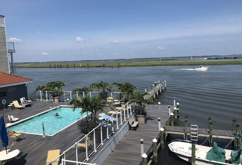 Люкс с Видом, Fairfield Inn & Suites By Marriott Chincoteague Island Waterfront