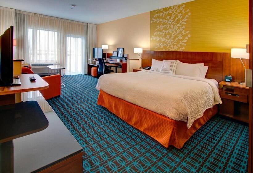 Люкс с Видом, Fairfield Inn & Suites By Marriott Chincoteague Island Waterfront