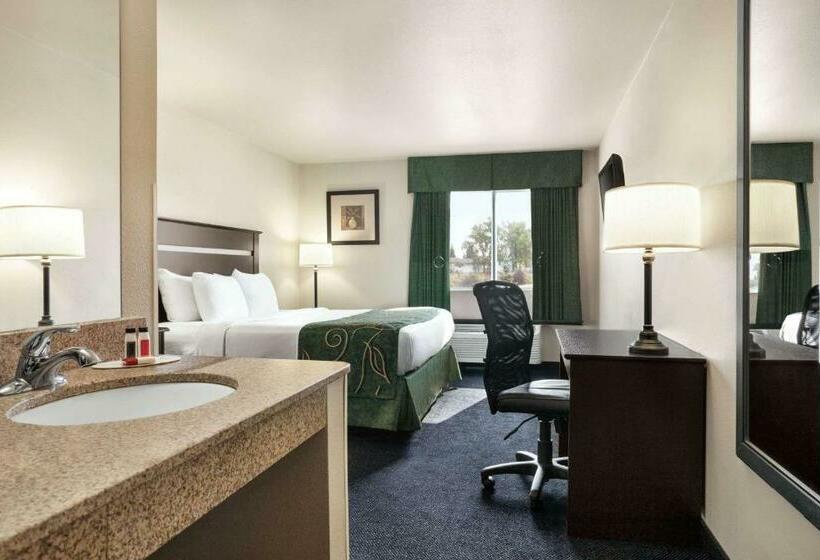 Стандартный Номер Кровать Кинг, Travelodge By Wyndham Mcalester