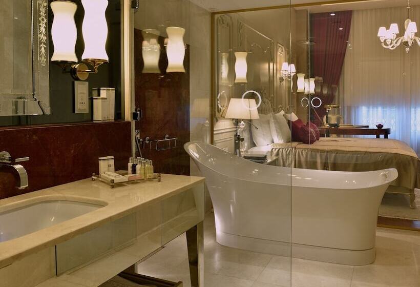 اتاق لوکس با چشم‌انداز شهر, Cvk Park Bosphorus Hotel Istanbul