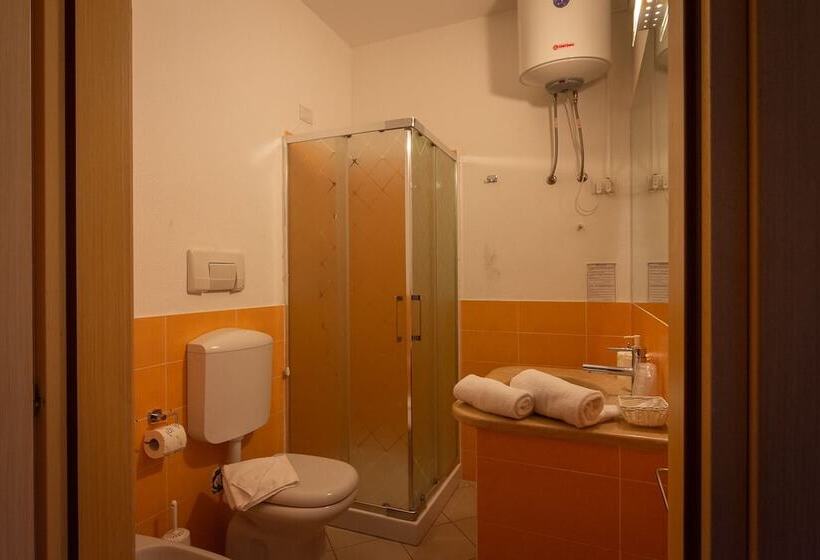Номер Стандарт, Delta Rooms