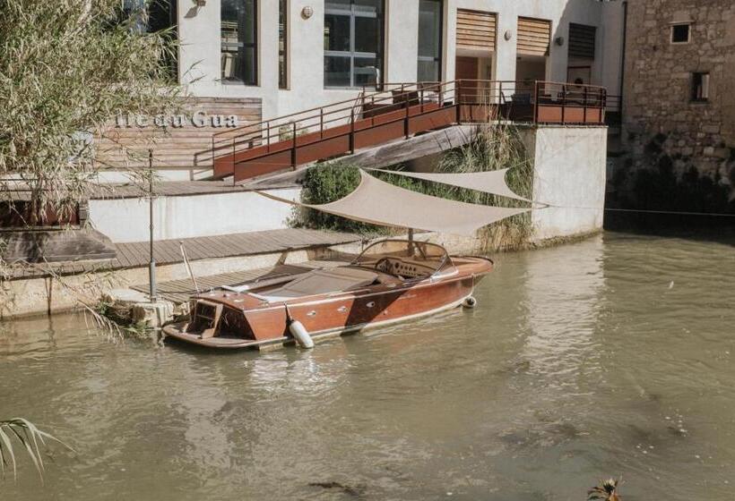 자쿠지 스위트, Ile Du Gua Suites