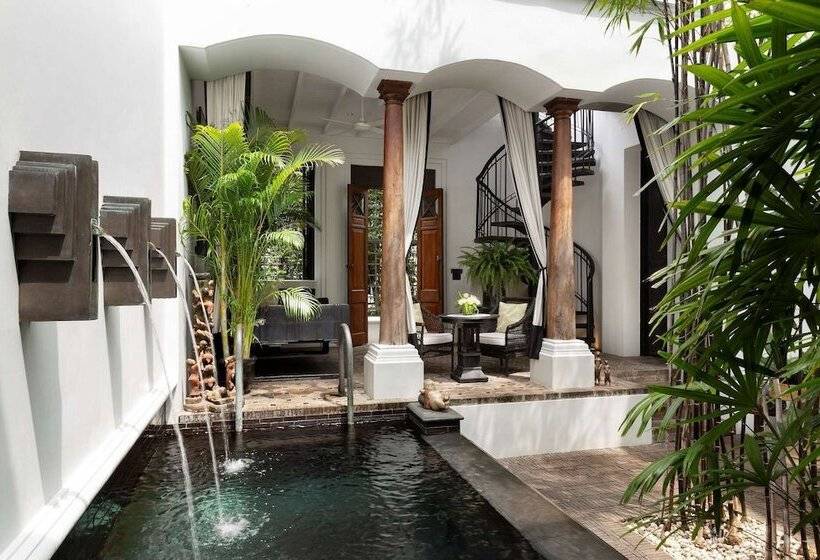 ویلای 1 خوابه, The Siam