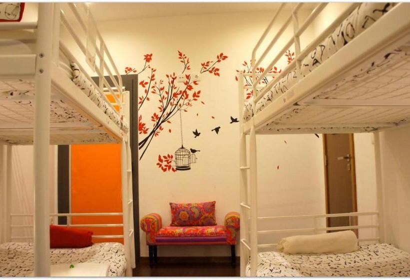Кровать в Общей Комнате, Hostel Gaia Porto