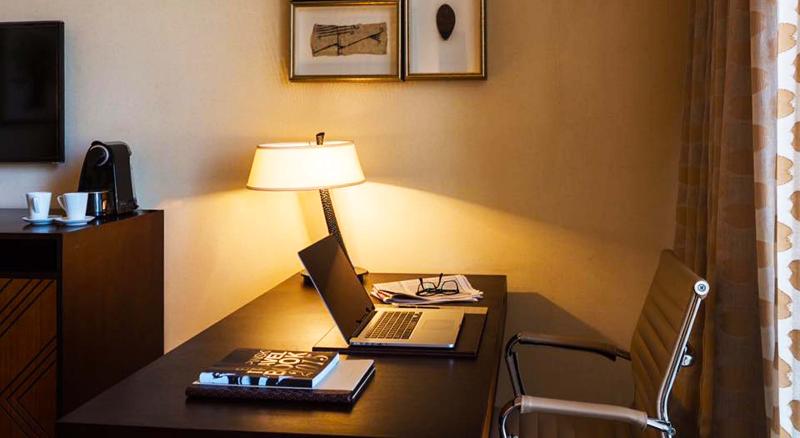 Номер Executive, Kempinski Hotel Gold Coast City