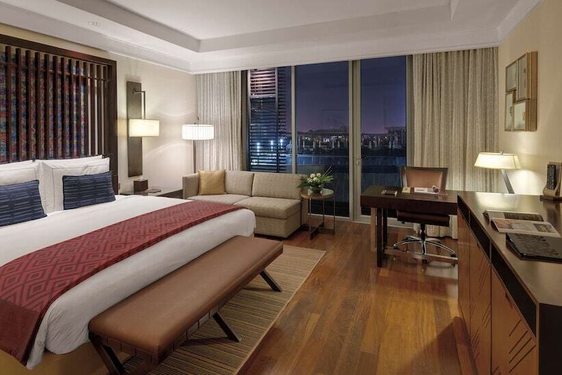 Номер Deluxe, Kempinski Hotel Gold Coast City