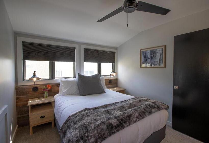 스탠다드 룸 산 전망, Purple Mountain Bed & Breakfast & Spa