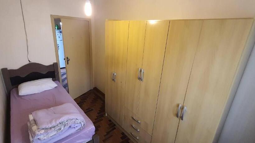 스탠다드 싱글 룸 공동욕실, Hostel Caxias Do Sul