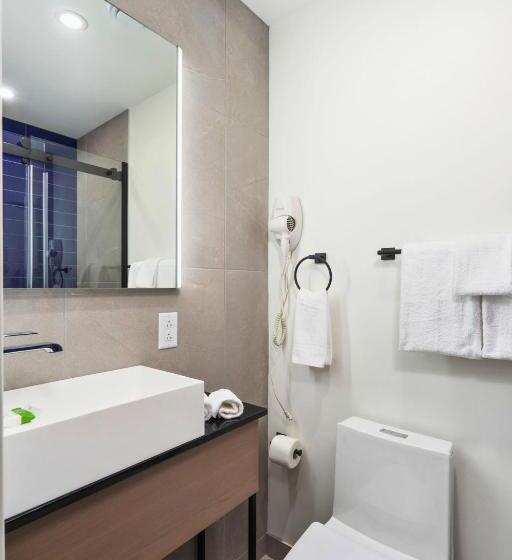 Quarto Economy Individual, Clouds Lofts   Quartier Latin