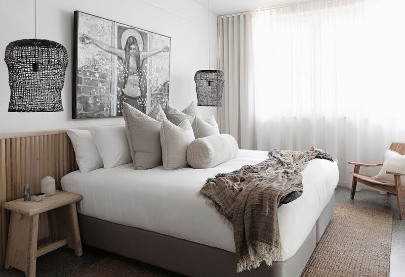 스탠다드 스튜디오, Imperial Boutique Accommodation