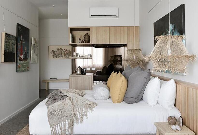 스탠다드 스튜디오, Imperial Boutique Accommodation